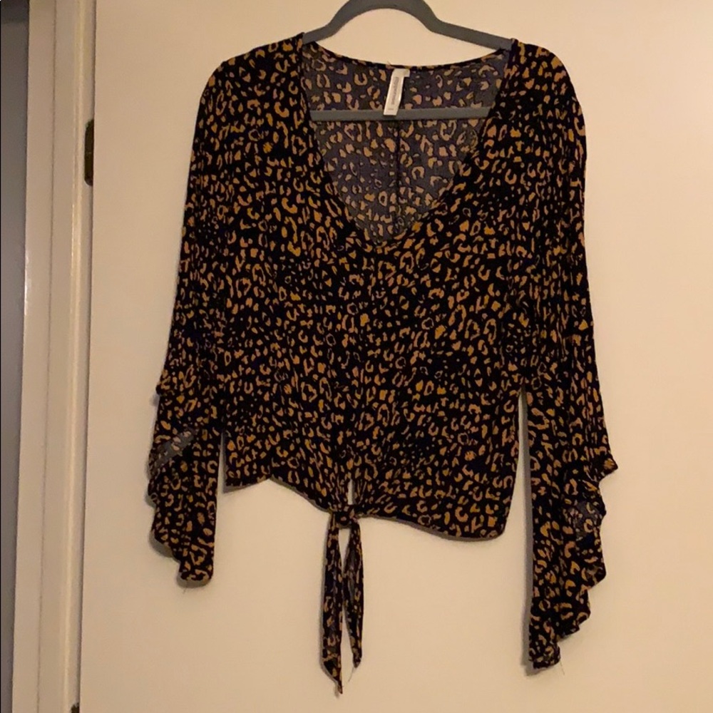 Bell Sleeves navy and yellow leopard print top